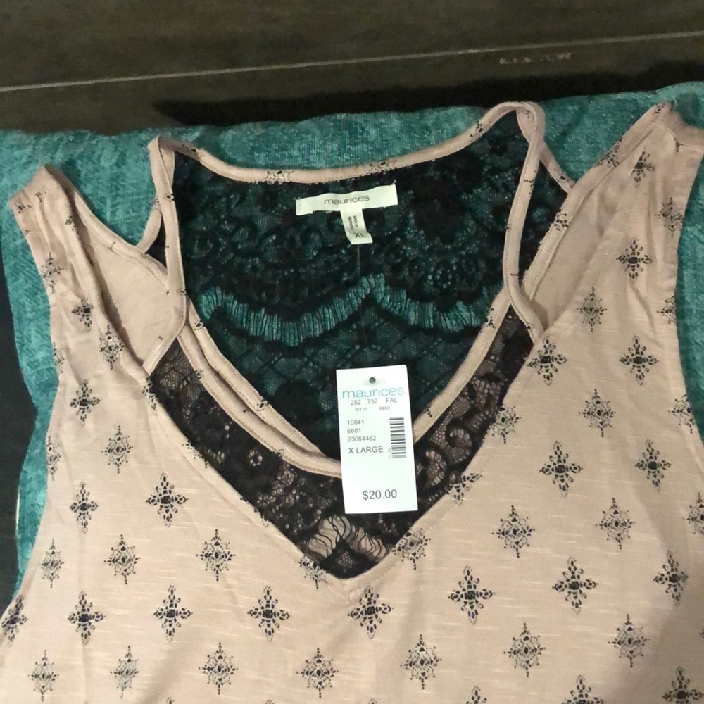 Maurices patterned tank - new with tags